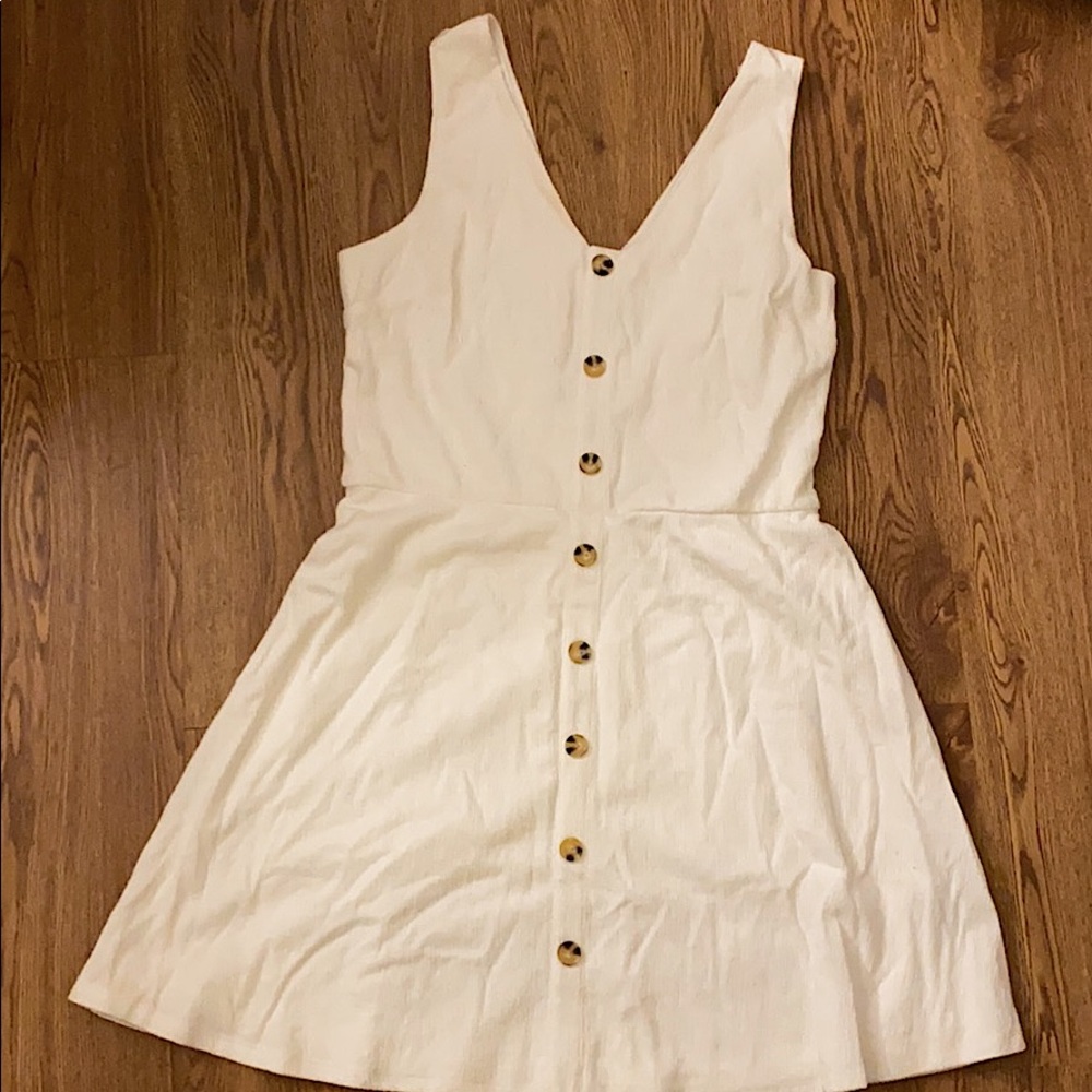 White mid-thigh dress